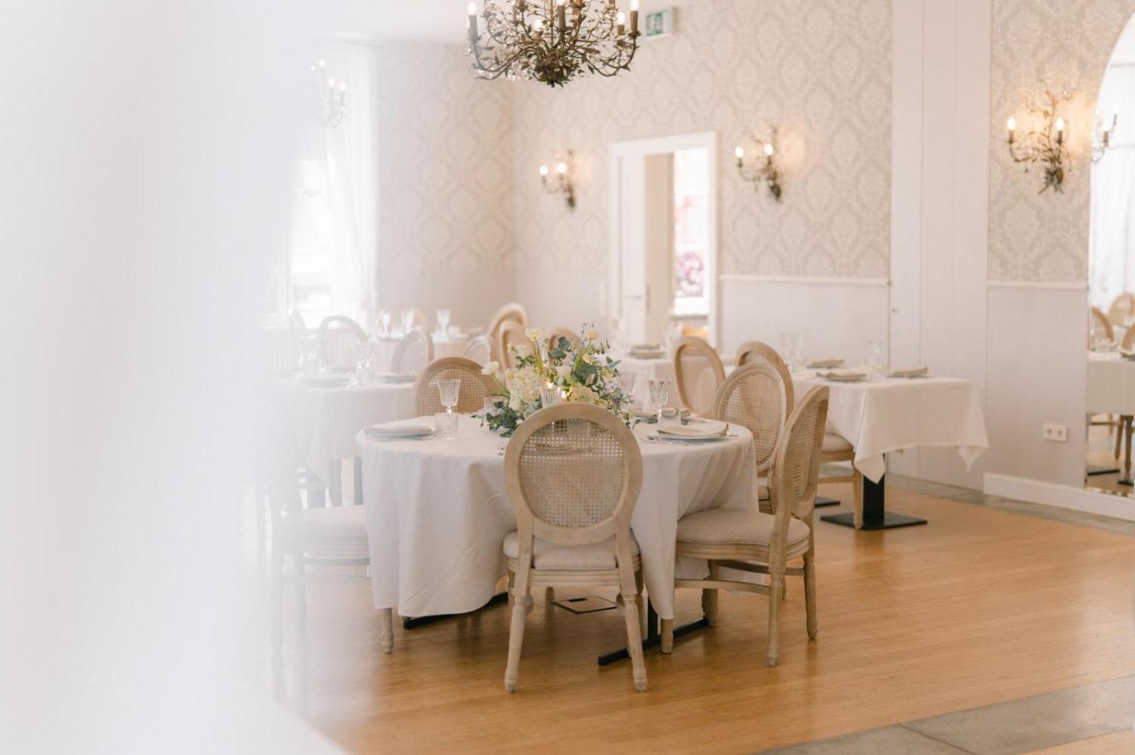 Hotel Chateau Шенген Экстерьер фото
